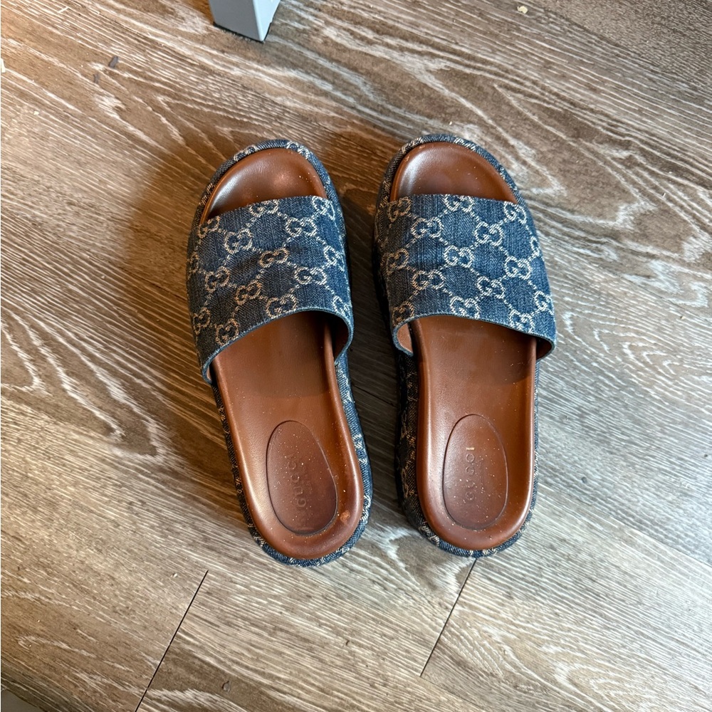 gucci monogram platform slides